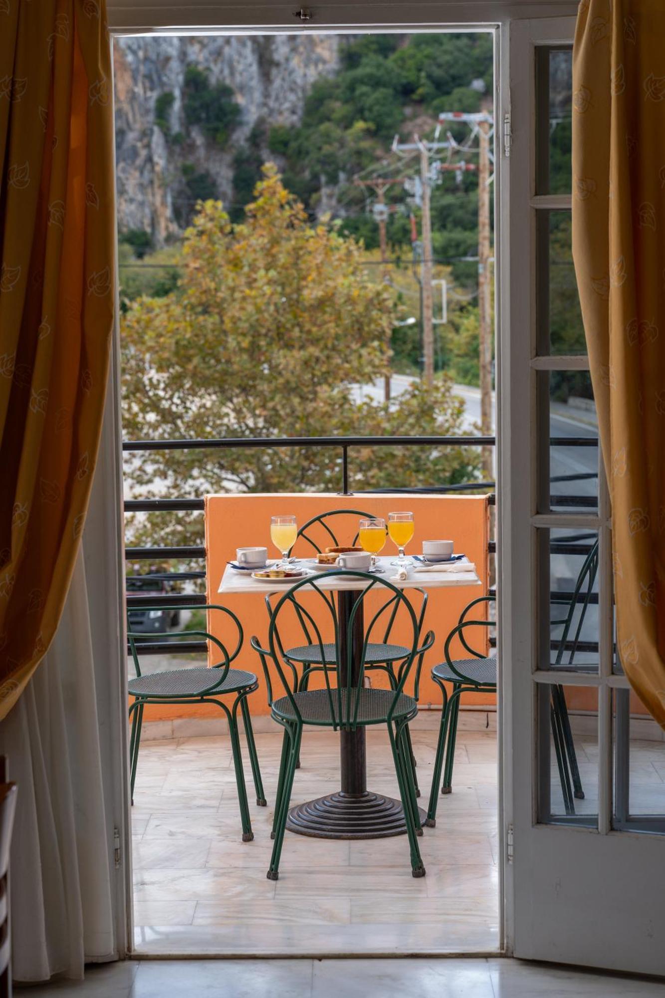 公寓式飯店 Odysseus Palace Póros