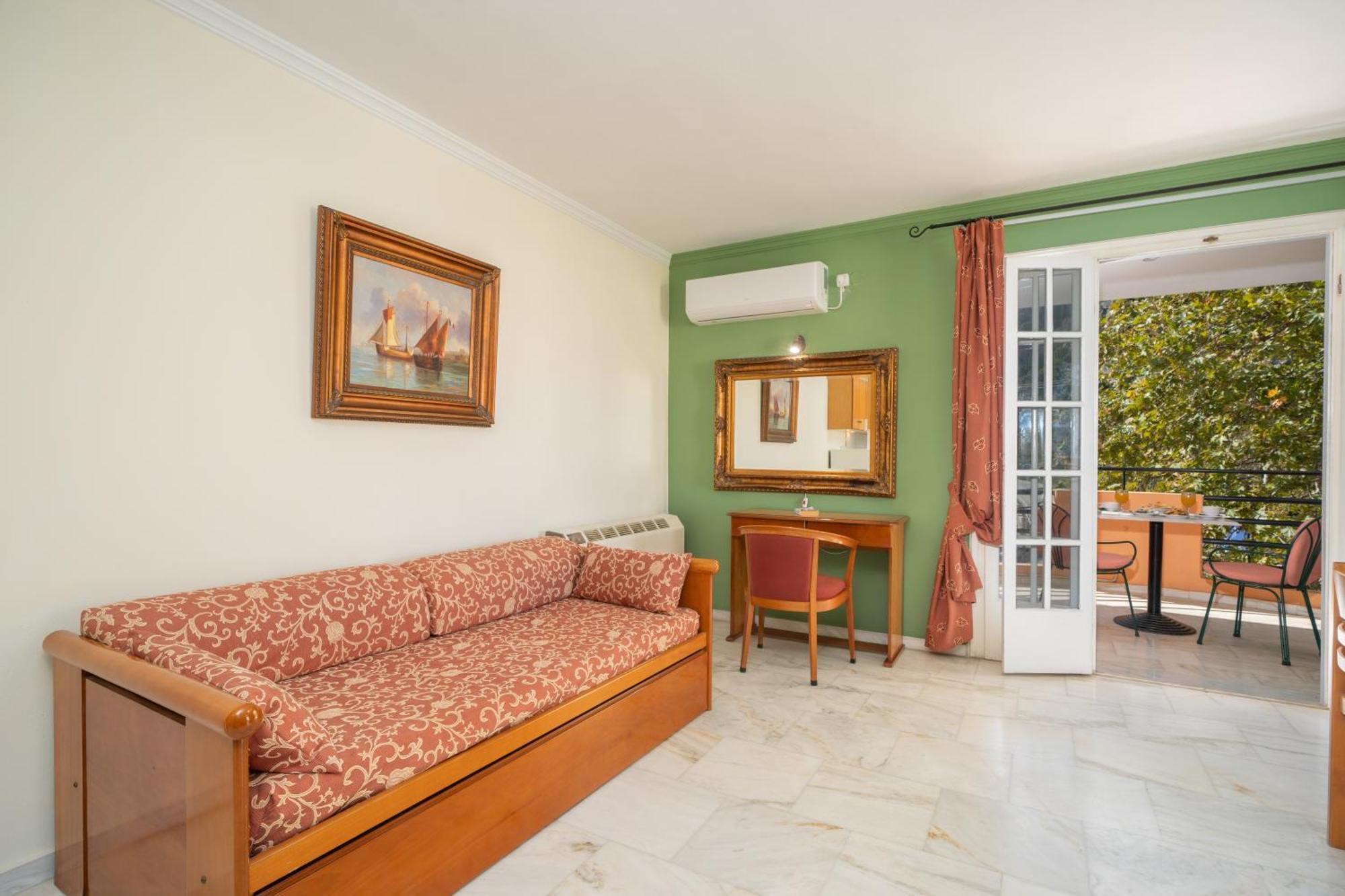 Odysseus Palace Poros (Kefalonia)