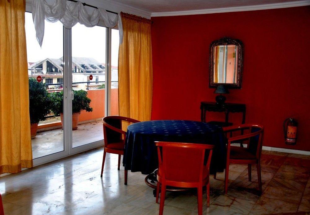 Odysseus Palace 公寓式飯店
