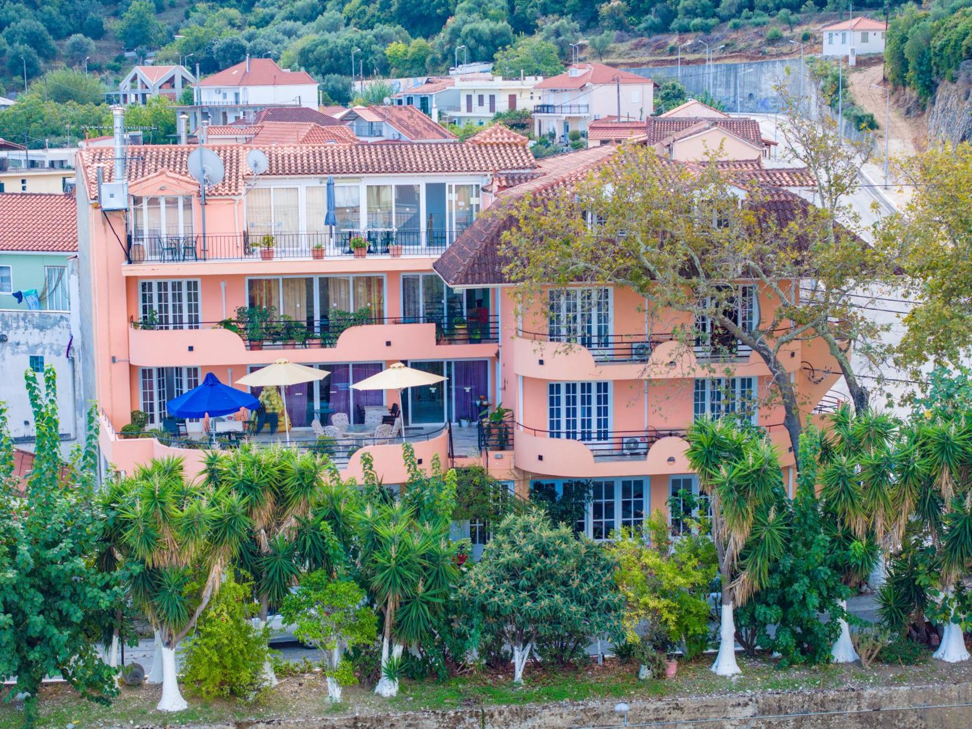 Aparthotel Odysseus Palace